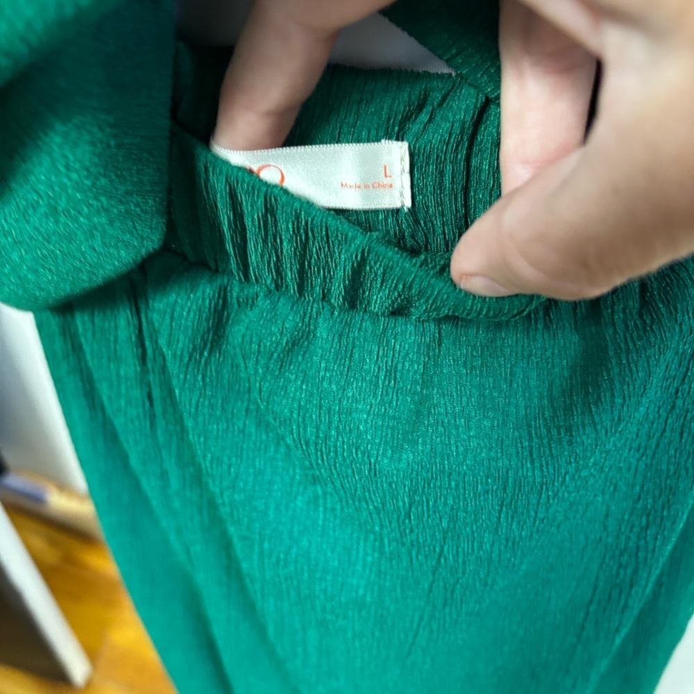 Elegant Green Women's Pant Set - Picture 4 of 7